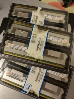Tradera 24GB DDR2 ECC REG (6x4GB) 5300F Dell> Datorservrar & Tillbehör