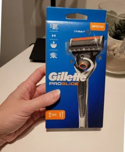 Tradera Rakning<Gillette ProGlide rakhyvel, med extrablad för byte, improved
