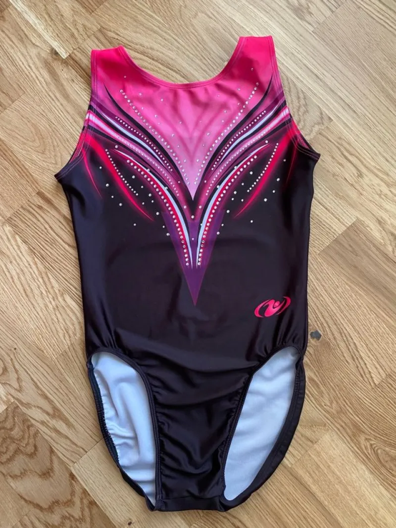 Tradera Gymnastik<Gimar Gymnastikdräkt Storlek 40