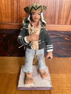 Tradera Gipsfigur figur från Peru^ Övrigt Handgjort