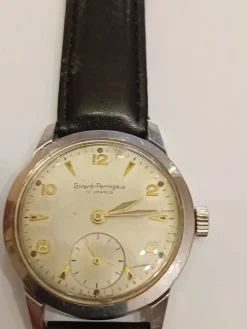 Tradera GIRARD-PERREGAUX lyxklocka som fungerar mycket bra 34 mm diameter, spricka glas^ Armbandsur
