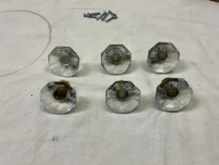 Tradera Glasknoppar made in sweden 1960 1970 mässing Småland werrina knoppar lådknoppar> Beslag & Reservdelar