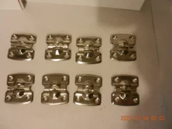 Tradera Gångjärn väska 8 stycken storlek c:a.42 x 48 mm..Art.10fk10.^ Hobbymaterial