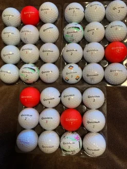 Tradera Golf<Golfbollar TaylorMade mix 36st.