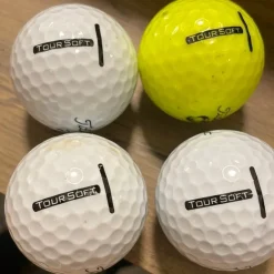 Tradera Golf<Golfbollar Titleist Tour Soft 40st