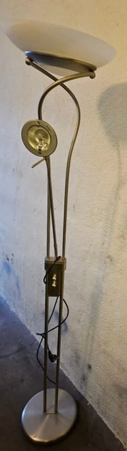 Tradera Golvlampa med två ljuskällor^ Lampor