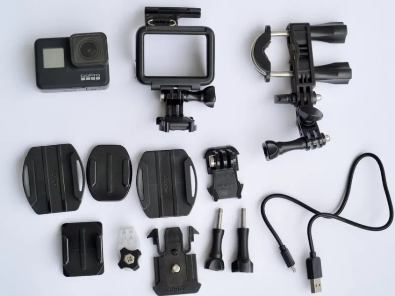 Tradera GoPro Hero 7 Black actionkamera med tillbehör^ Filmkameror