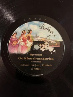 Tradera Gotthard Erichsen, Kristiania. Beka 49430/1.^ Stenkakor