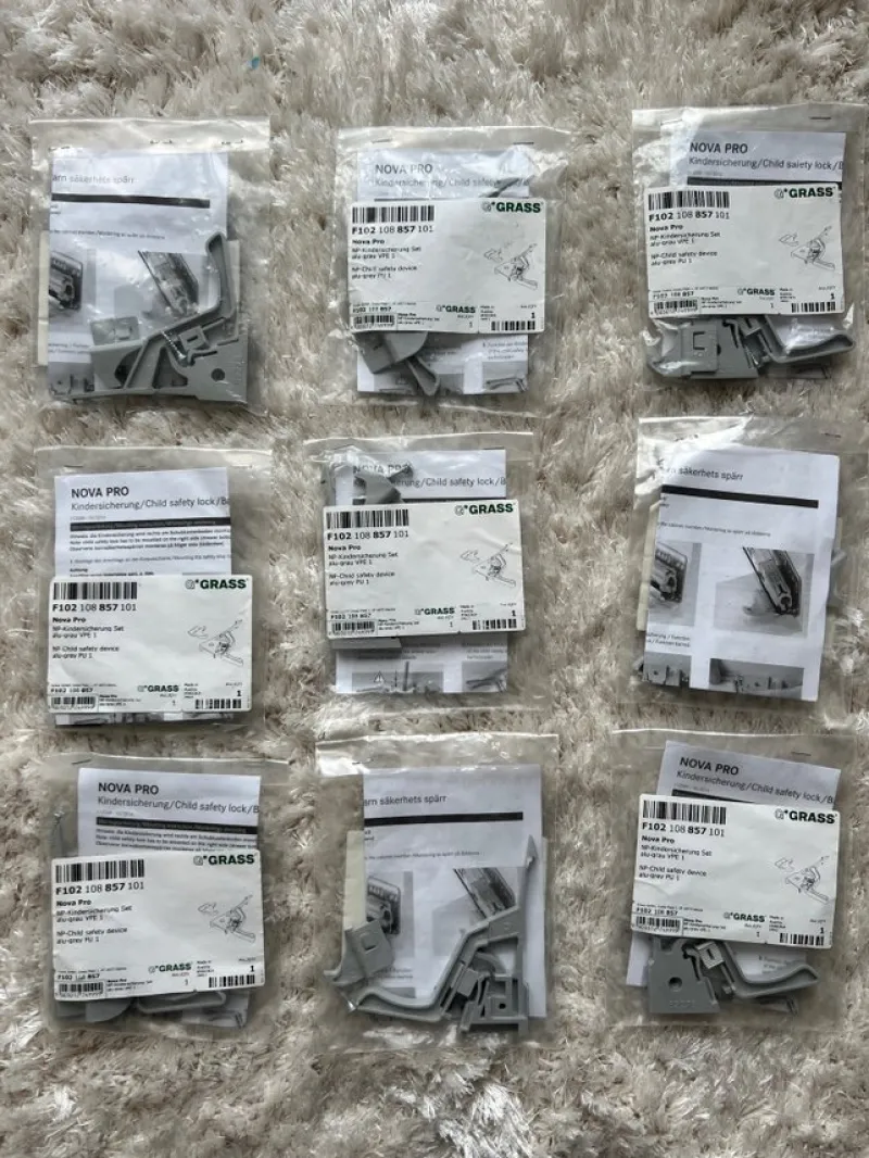 Tradera Grass Nova Pro barnsäkerhetsspärr - 9 stycken oanvända> Barnsäkerhet