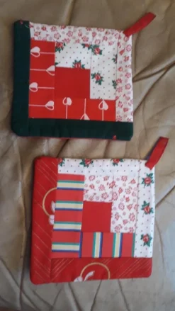 Tradera grytlappar 2 st. JUL HANTVERK !^ Hemtextil