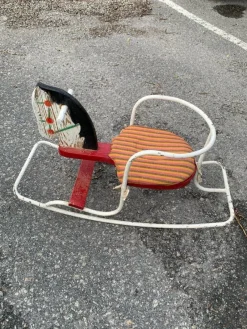 Tradera Gunghäst gammal> Gunghästar & Åkdjur