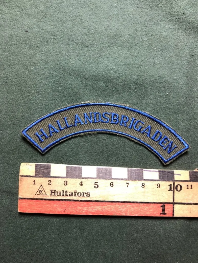 Tradera Militära Samlarsaker<Hallandsbrigaden IB46 Tygmärke