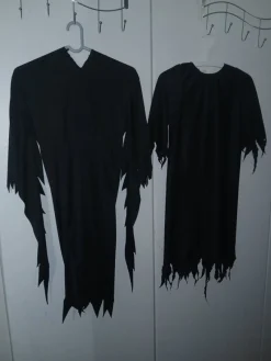 Tradera Halloween - 2 st Dräkter 90 cm och 94 cm> Maskeradkläder