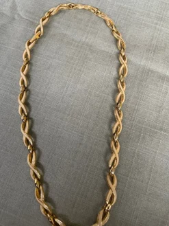 Tradera Halsband<Halsband guldpläterad/ emalj