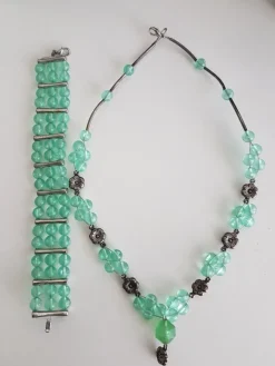 Tradera Halsband och armband, hemmagjorda^ Smycken