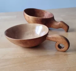 Tradera Handgjorda kåsor. Träarbete. Hantverk.> Hemslöjd