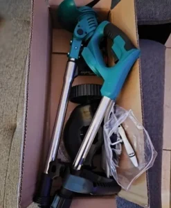 Tradera Trädgårdsmaskiner<handhållen sladdlös elektrisk gräsklippare med 2 batterier, anti-gräs jam design