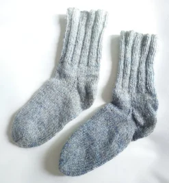 Tradera Handstickade raggsockar/yllesockar strl. 22 (innermått 150 mm)^ Baby, Barn & Lek