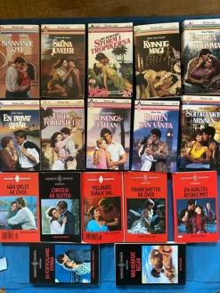 Tradera Harlequin Harlekin Safir och Dramatik- 17 böcker> Harlequin & Kiosklitteratur