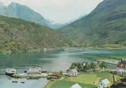 Tradera Nordiska Länder<Hellesylt To ferjer ved kai Normann T 13-32 Ubrukt