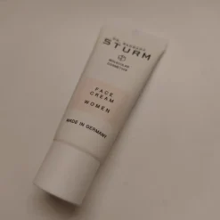 Tradera Ansiktsvård<Helt ny! Dr. Barbara Sturm Face Cream 20 ml