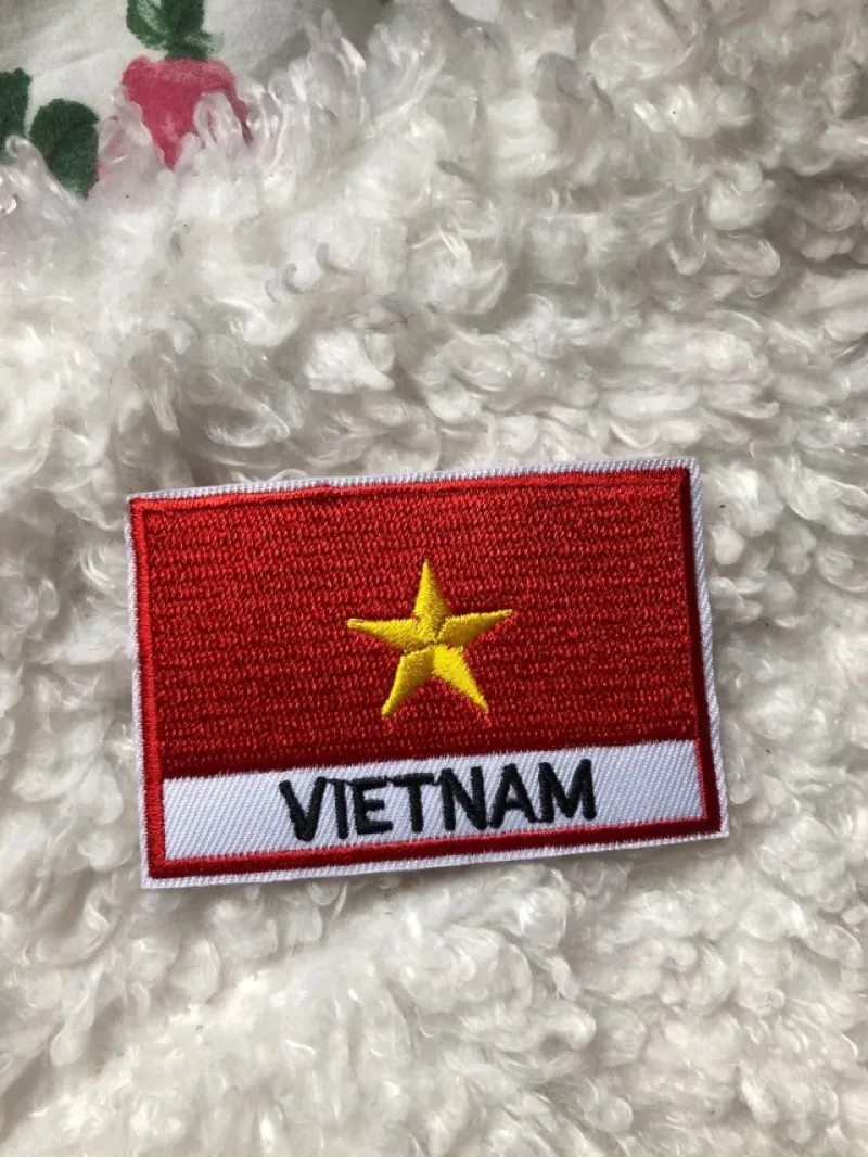 Tradera Helt Nytt Tygmärke ”Vietnam> Tygmärken & Pins