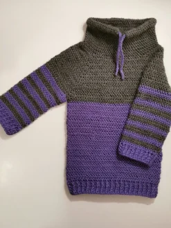 Tradera Hemvirkad tröja till 6-8 åring. Ny! OBS! läs måtten på bilden.^ Baby, Barn & Lek