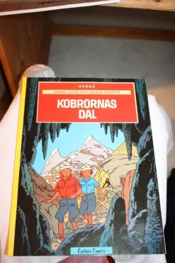 Tradera Hergé: Johan, Lotta och Jocke's äventyr - Kobrornas dal. Carlsen Comics 1978> Serier Övriga Världen