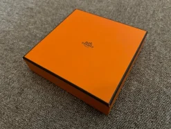 Tradera Varuförpackningar<Hermes låda