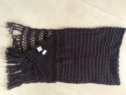 Tradera Åhléns stickat sjal, storlek ONE SIZE> Sjalar & Halsdukar