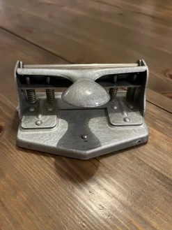 Tradera Affärsverksamhet<Hålslag