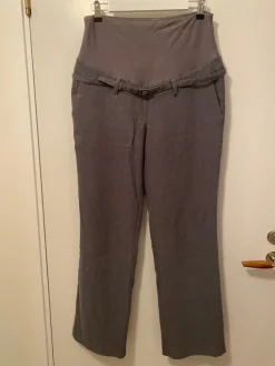 Tradera H&M MAMA grå gravidbyxor, storlek M^ Mammakläder