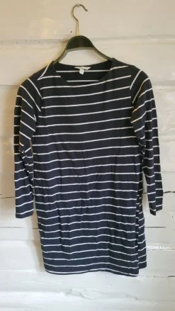 Tradera H&M Mama gravid och amningstunika, storlek M^ Mammakläder