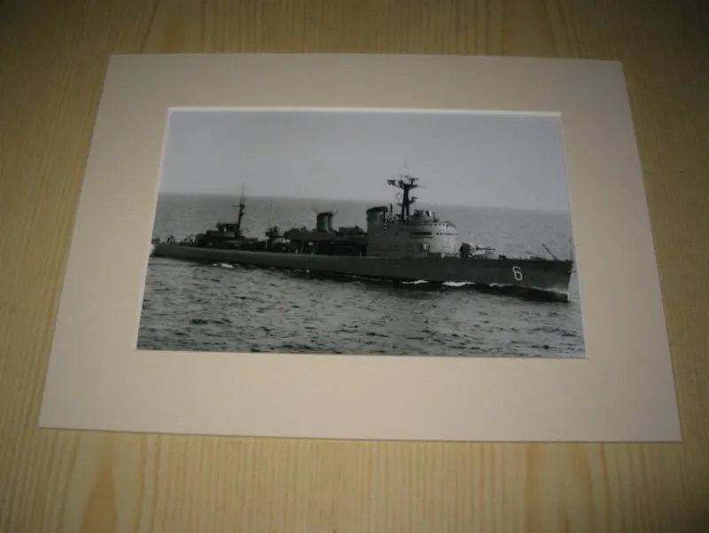 Tradera HMS Stockholm fotografi med passepartout^ Båt- & Fartygsmemorabilia