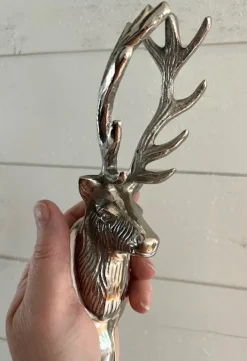 Tradera Hängare i form av Hjort Hjorthuvud Krok i metall Ny> Krokar, Handtag & Beslag
