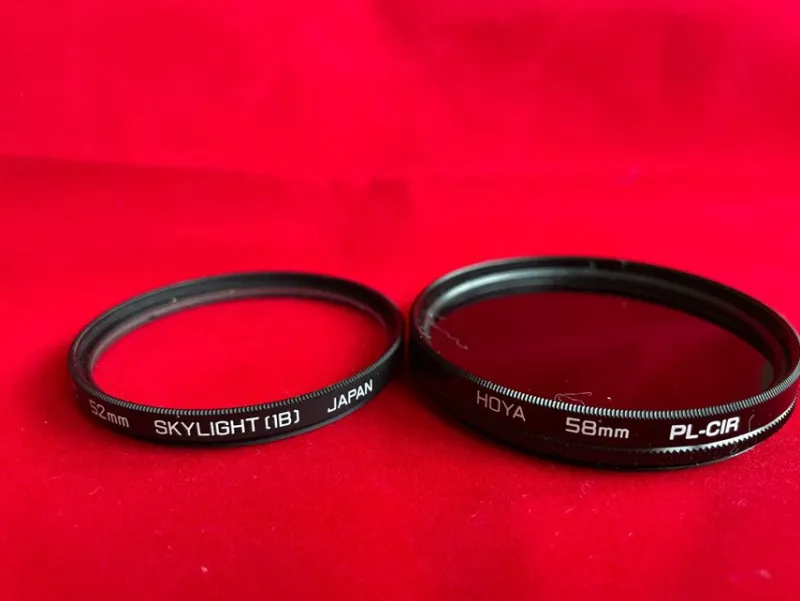 Tradera Hoya 58mm PL-CIR polarisationsfilter + Skylight filter 52mm^ Kameratillbehör