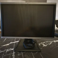 Tradera HP Compaq LA2405x> Bildskärmar