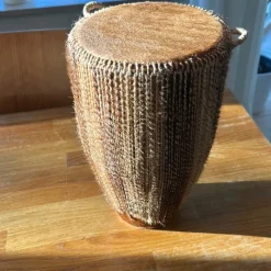 Tradera Härlig trumma från Kilimanjaros bergssluttning!^ Musikinstrument