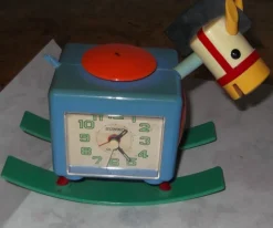 Tradera Häst Väckarklocka Gnäggande Galopperande Ljud Unik Klocka Barn Present Julklapp^ Barnklockor