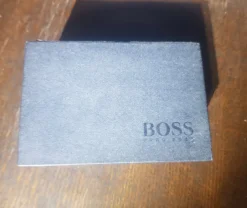 Tradera Manschettknappar<HUGO BOSS Manschettknappar | Made In Germany | Med originalbox | Nya/Oanvända |