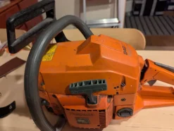 Tradera Trädgårdsmaskiner<Husqvarna 242XPG motorsåg