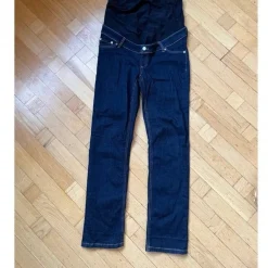 Tradera Iloutty mörkblå gravidjeans med fickor, storlek 40^ Mammakläder