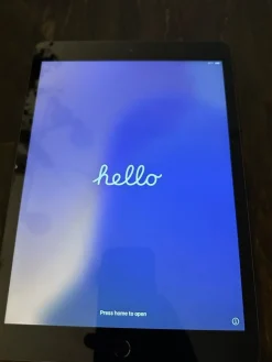 Tradera Surfplattor<Ipad gen 7 model a2197