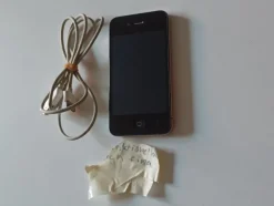 Tradera Mobiltelefoner<iPhone Apple A1332 4 Funkar!