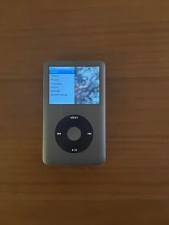 Tradera iPod Classic 7th Gen 160GB^ Mp3 & Mp4-spelare