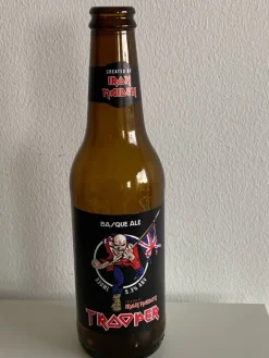 Tradera Musikmemorabilia<Iron Maiden BASQUE ALE ölflaska