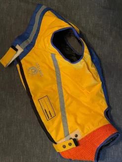 Tradera Jakt<Jaktväst/skyddsväst för hund (Swevest)