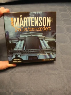 Tradera Jan Mårtenson Palatsmordet - Lyssnabok> Ljudböcker & Språkkurser