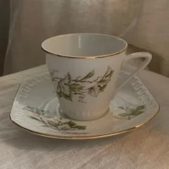 Tradera Kaffekopp med fat, W Wawel, Polen> Keramik & Porslin, Utländskt