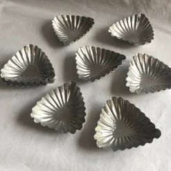 Tradera Kakformar Hjärtan bleckplåt 12 st till Alla Hjärtans dag mm^ Kaffe & Te